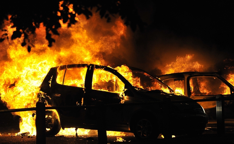 В Гродно сожгли автомобиль