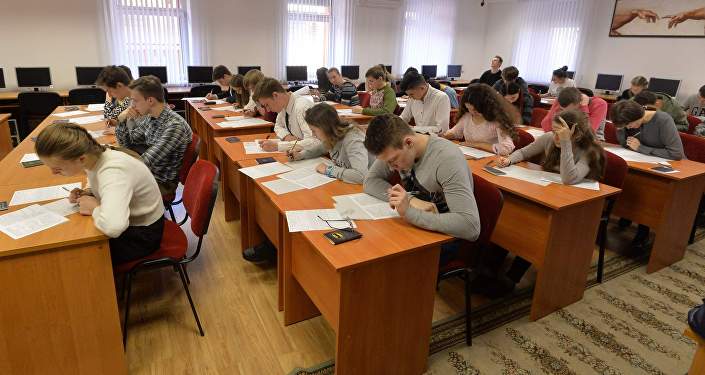 В Беларуси хотят ввести национальный экзамен, объединив выпускную и вступительную кампании