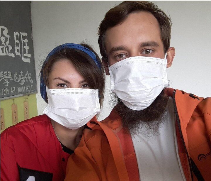 «Врачи приехали в «скафандрах». Лидчанин попал в больницу после поездки в Китай